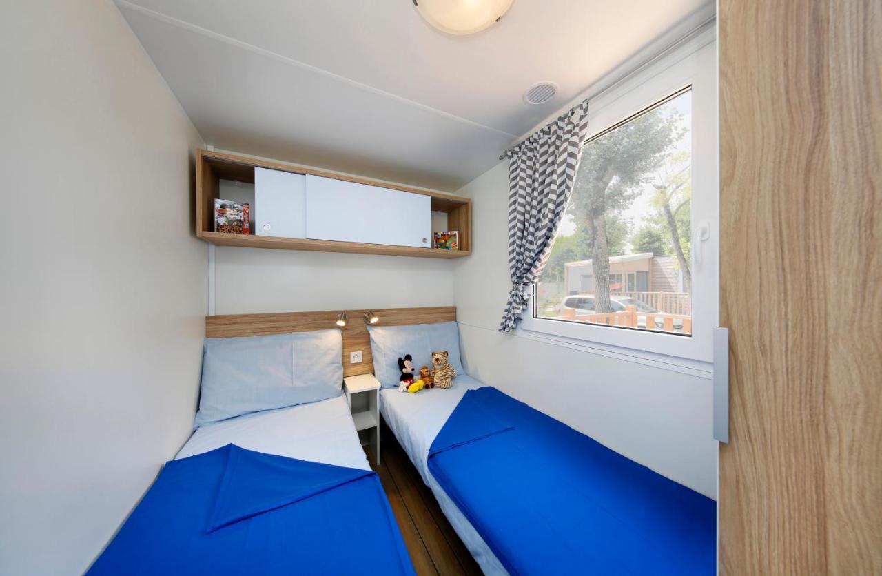 Albatross Mobile Homes On Camping San Francesco Duna Verde Bagian luar foto