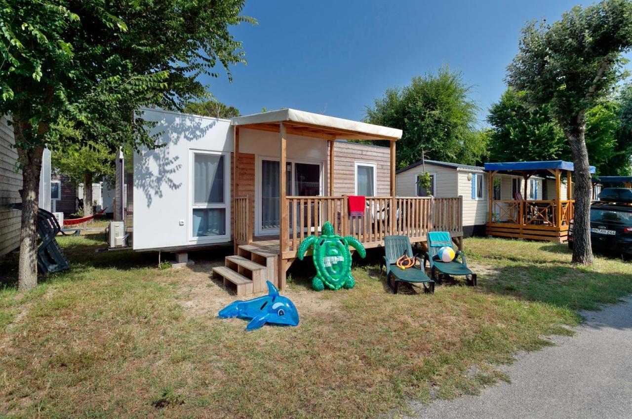 Albatross Mobile Homes On Camping San Francesco Duna Verde Bagian luar foto